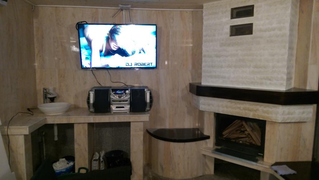 Pensiunea Casa Beatrice Bran บราน ภายนอก รูปภาพ